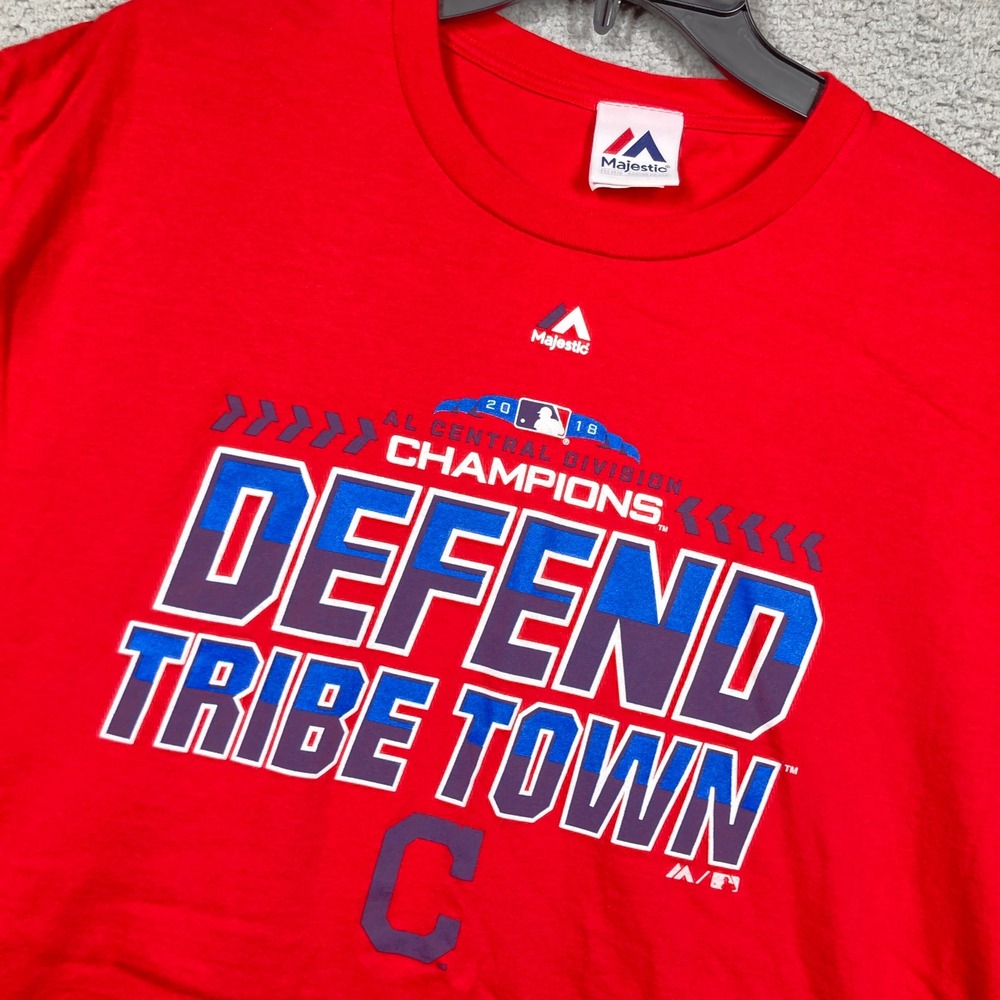 Cleveland Indians T-Shirt Men 2XL Red Defend Tribe Town MLB Champions Graphic T